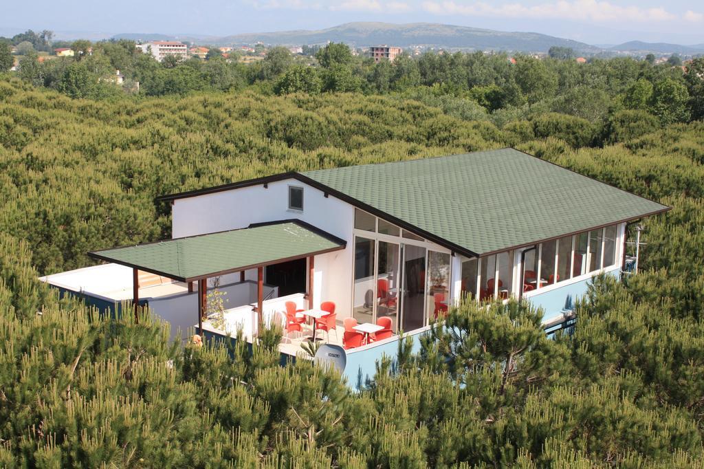 Hotel Princi i Vogel Velipojë Buitenkant foto