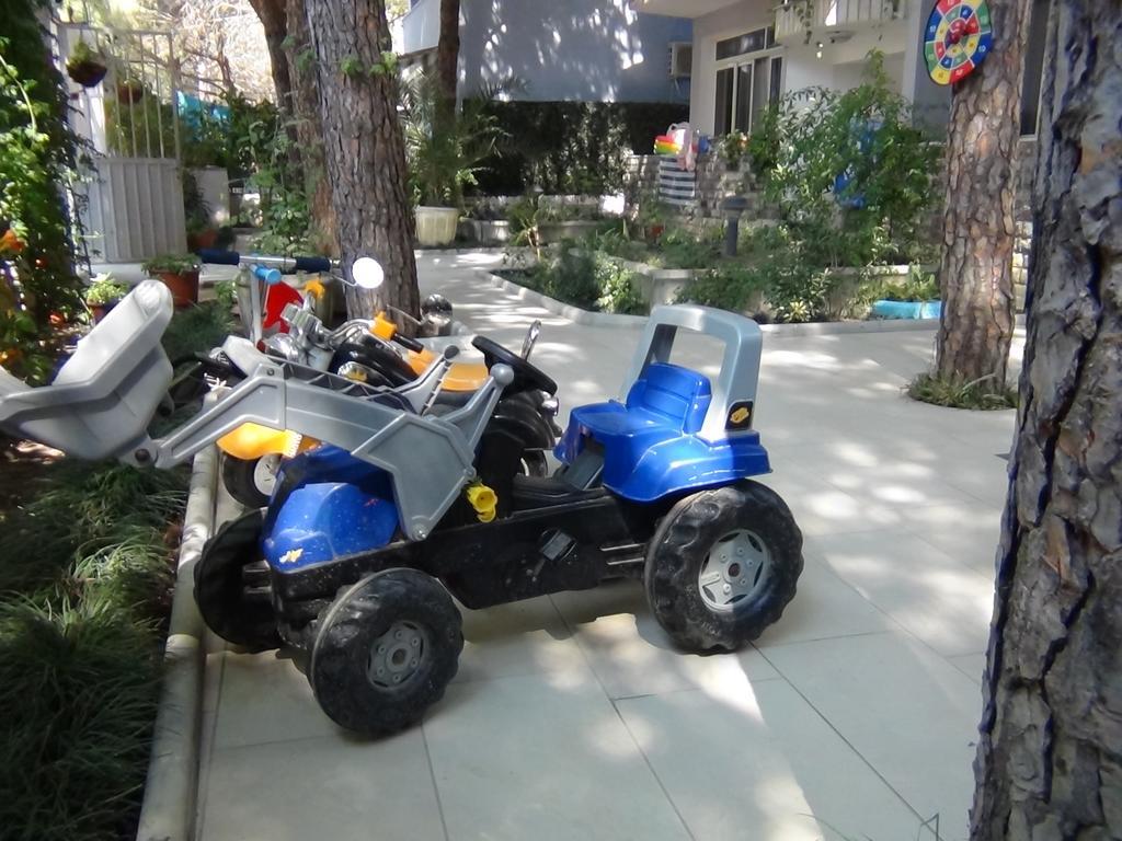 Hotel Princi i Vogel Velipojë Buitenkant foto